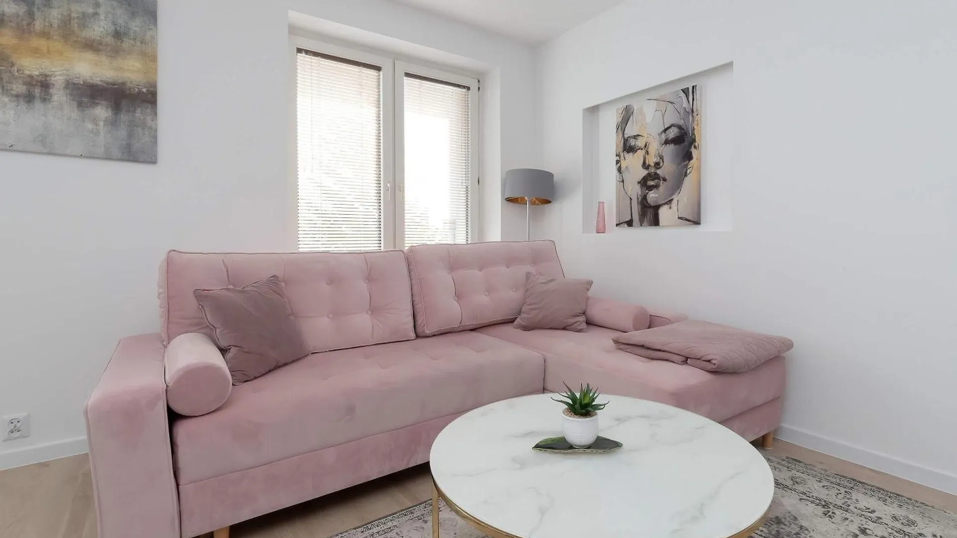 Elegant 1-Bedroom Apartment 3City By Noclegi Renters Sopot