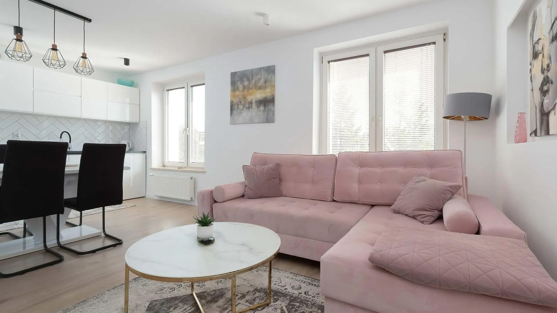 Elegant 1-Bedroom Apartment 3City By Noclegi Renters Sopot